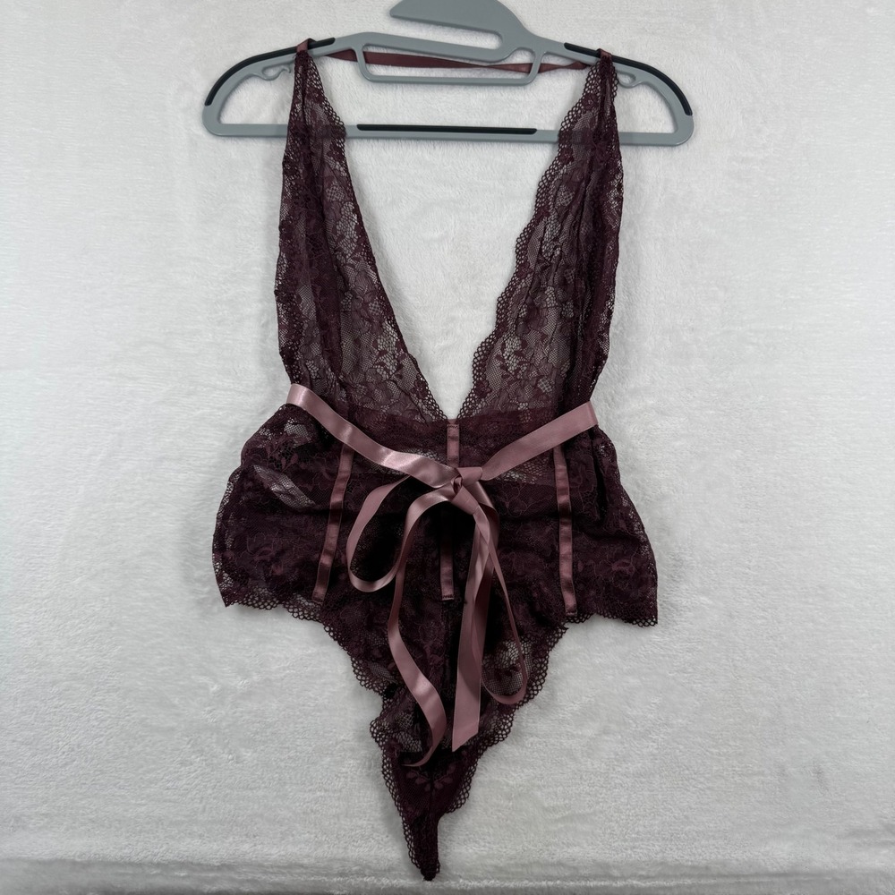 Adore Me Womens Plum Purple Floral Lace Teddy Bodysuit Deep V-Neck Large NWOT